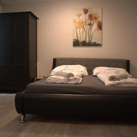 Brilliant Souterrain Apt. - Prater Amuesement Park Apartment Wina Bagian luar foto