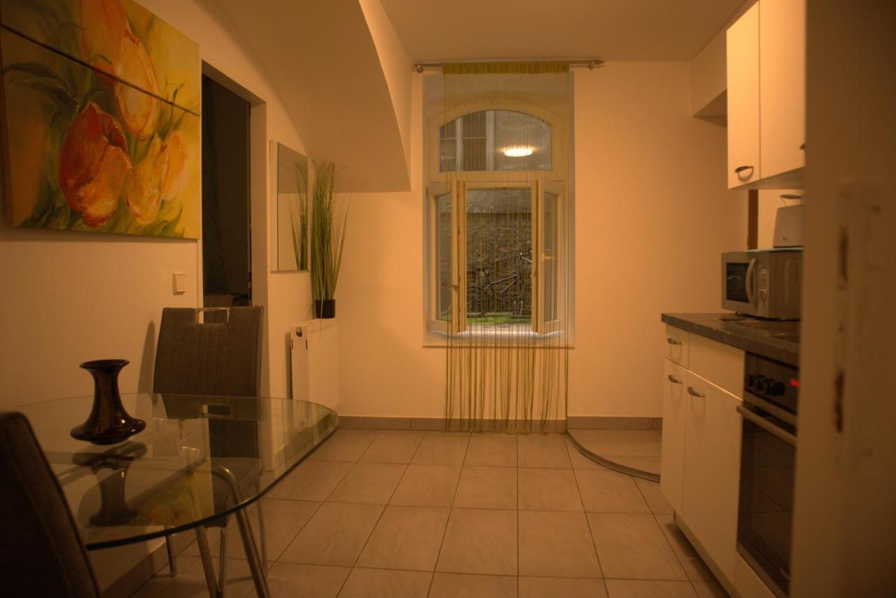 Brilliant Souterrain Apt. - Prater Amuesement Park Apartment Wina Bagian luar foto