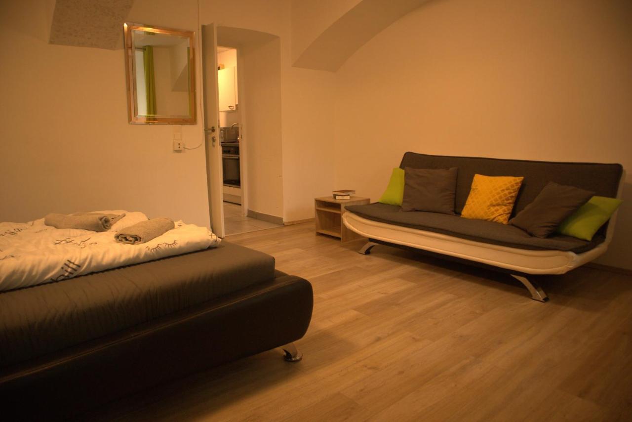Brilliant Souterrain Apt. - Prater Amuesement Park Apartment Wina Bagian luar foto